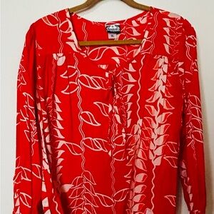 Manuheali'i Red Leaf Print Women's Top